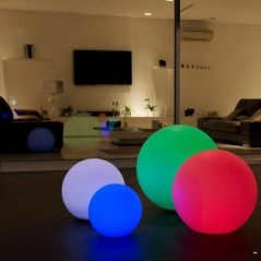 Boule lumineuse sans fil flottante multicolore BOBBY ∅20cm